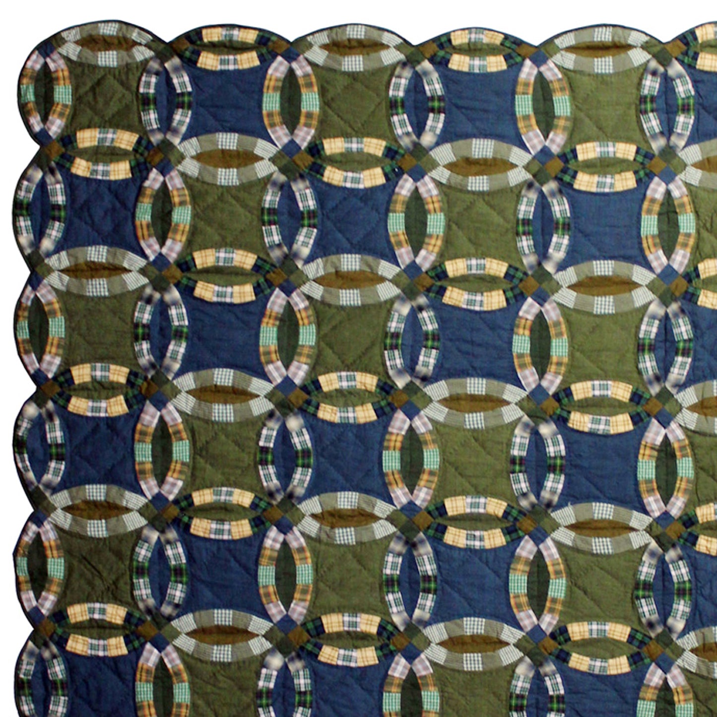 Chambray Ring Throw Quilt – 50"x60" Handmade Double Ring Wedding Pattern Quilt – Perfect for Cozying Up