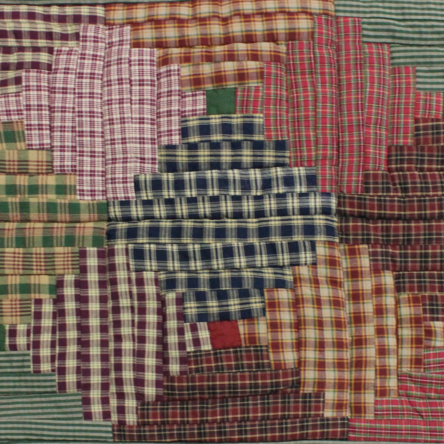 Pastures and Paths Bedding accessories and Ensemble sets.