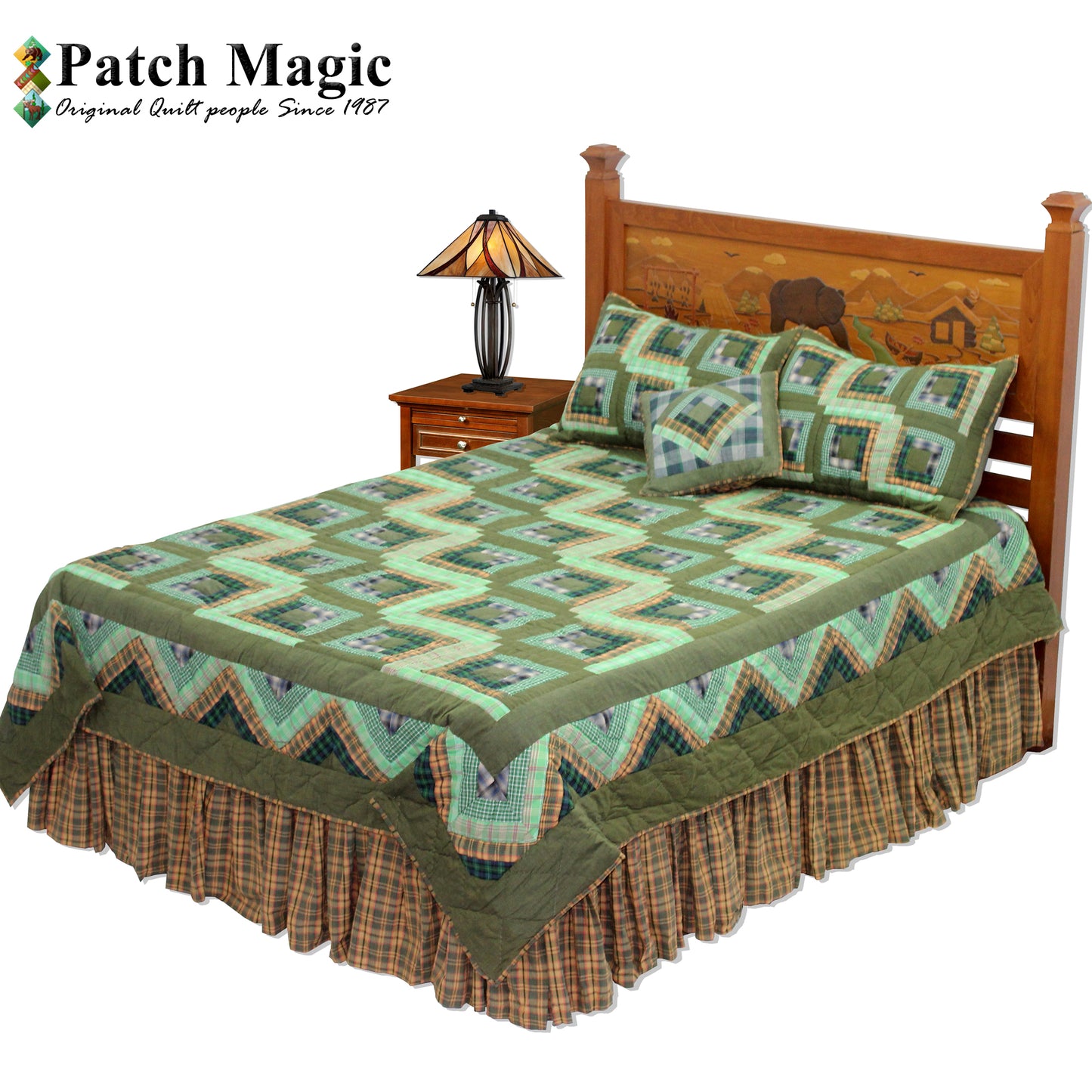 Green Log Cabin Quilt, Hand cut and Patchwork cotton fabric blocks.