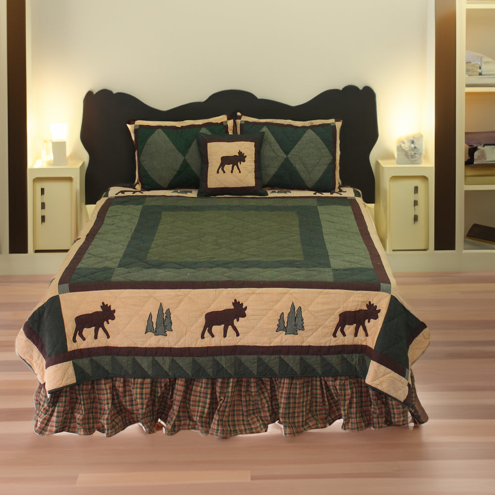 Alpine Cedar Trail Quilt, Hand cut and Appliqued cotton fabric motifs.
